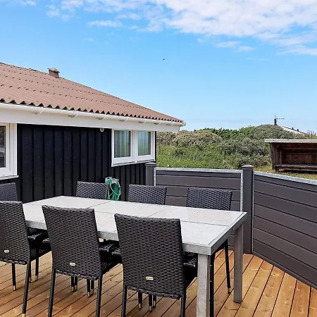 Holiday home Xlii