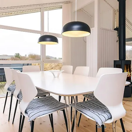 Cozy Coastal Retreat - By Traum Hjørring