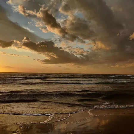 Cozy Coastal Retreat - By Traum Hjørring